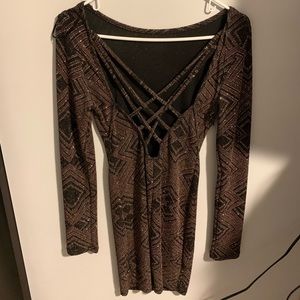 Never worn. Still has tag!!